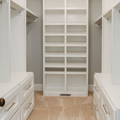 custom closets designs and builder